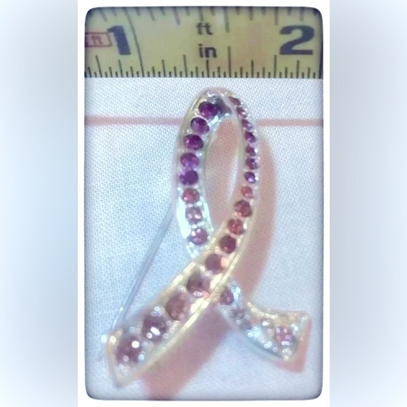 Avon Breast Pink Hope Cancer Awareness Brooch, Silver w/ Ombré Pink Rhinestones - Picture 6 of 7